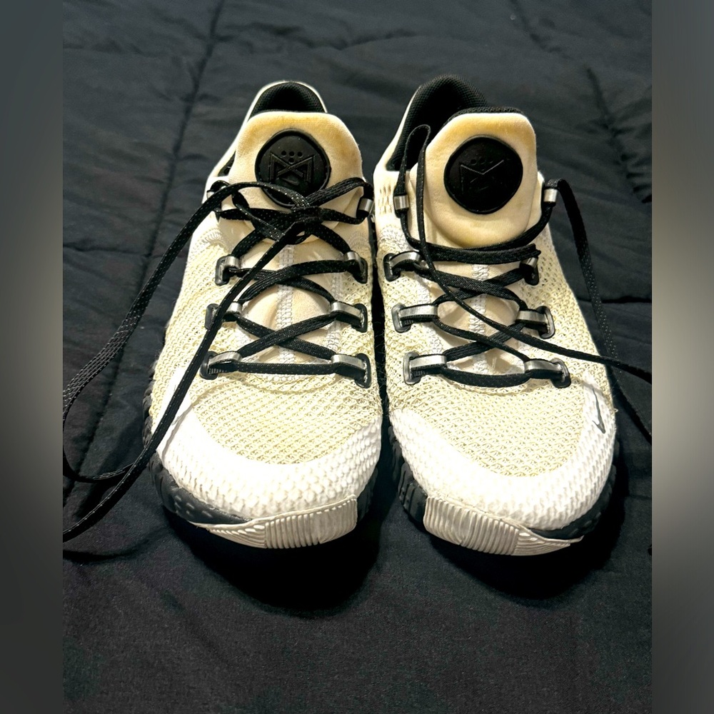 Nike metacon training shoes